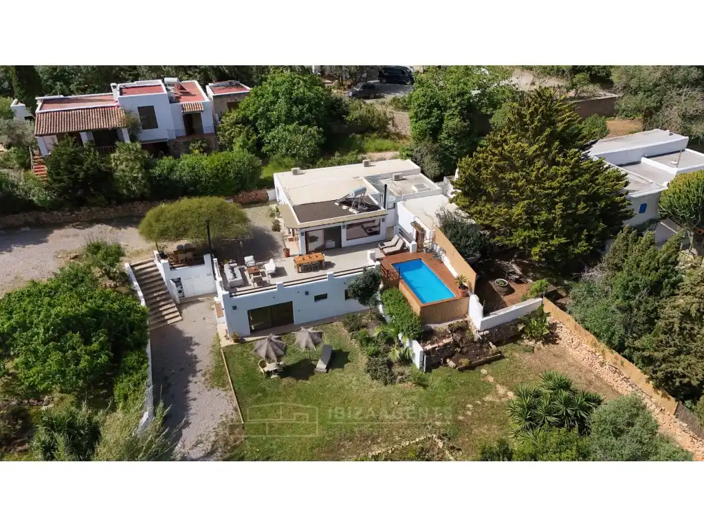 Exterior view of Houses for sale in Santa Eulària des Riu  with Air Conditioner, Terrace and TV