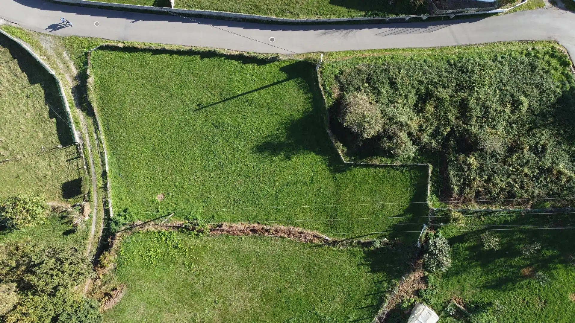 Residential land for sale in Lugar 33187, imagen 2
