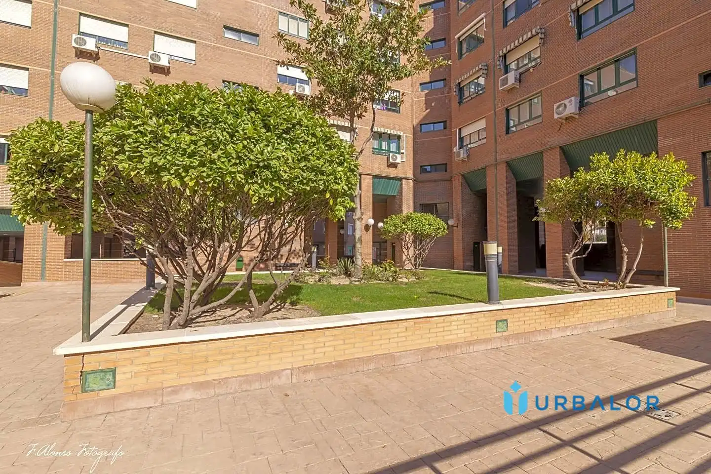 Vista exterior de Piso en venta en Alcorcón con Aire acondicionado, Calefacción y Parquet