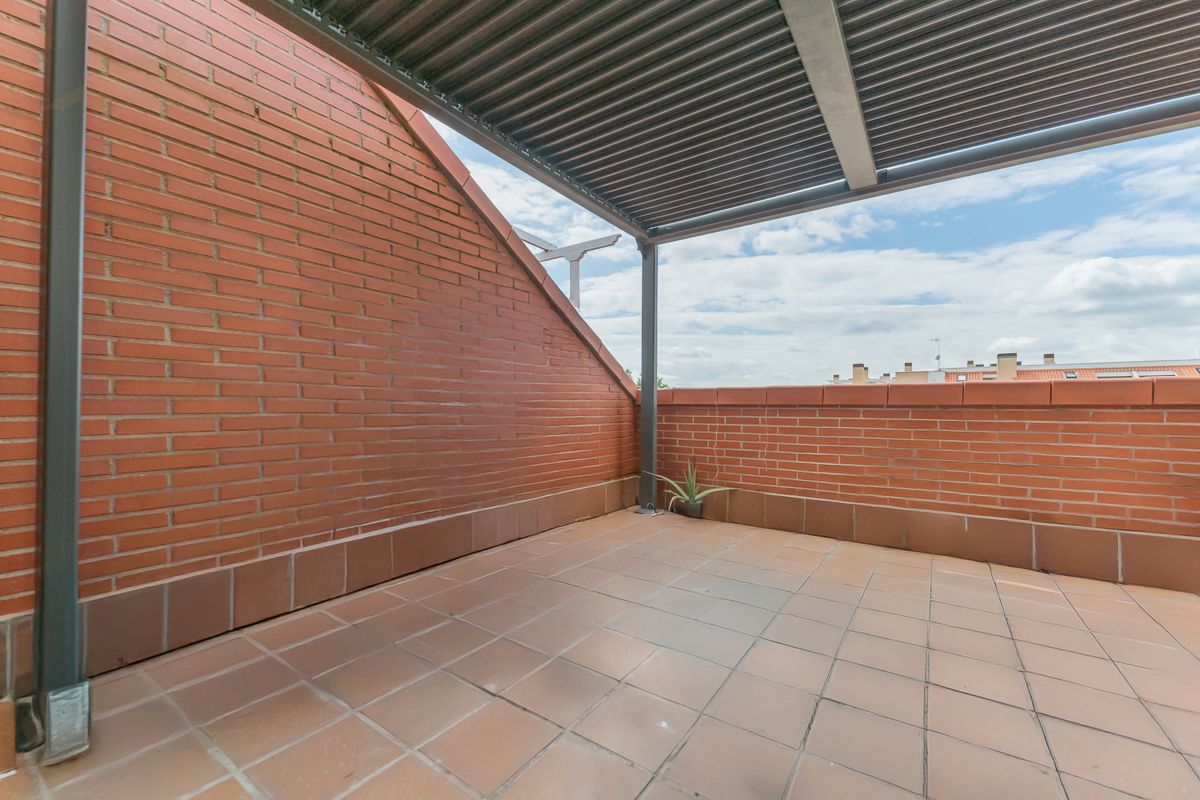 Terrace of Duplex for sale in Arroyomolinos (Madrid)  with Air Conditioner, Heating and Parquet flooring