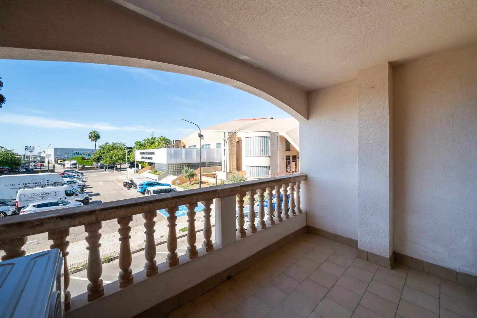 Flat with terrace for sale in D'AUSIAS MARCH, imagen 2