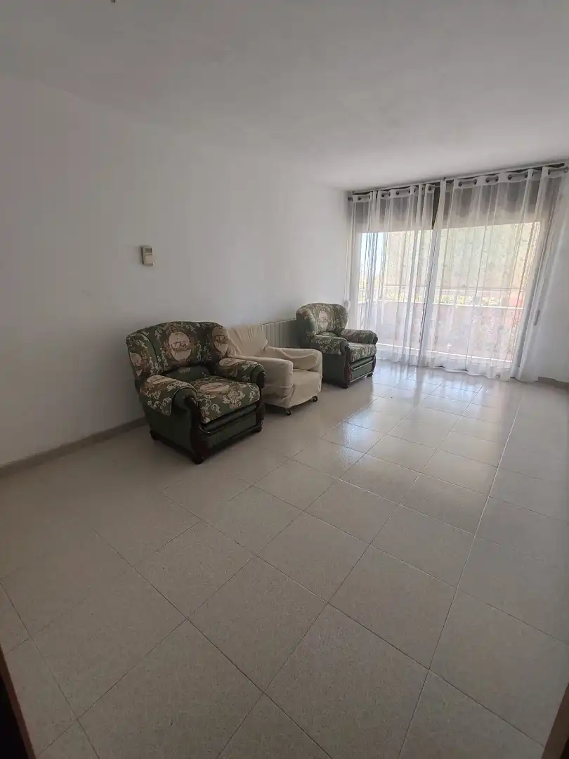 Sala de estar de Piso en venta en Badalona con Calefacción y Balcón