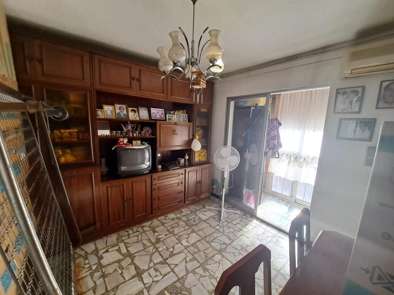 Sala d'estar de Pis en venda en  Madrid Capital amb Aire condicionat