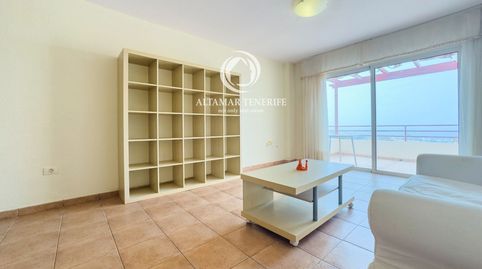 Foto 4 de Apartamento en venta en Calle el Sauce, Playa Fañabé Alto, Adeje