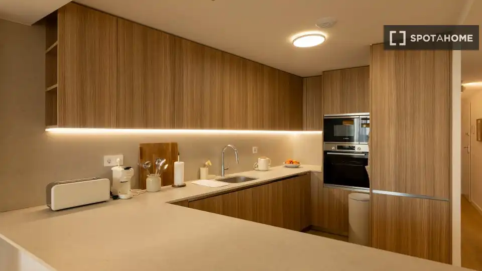 Cocina de Piso de alquiler en Valencia con Aire acondicionado, Calefacción y Amueblado