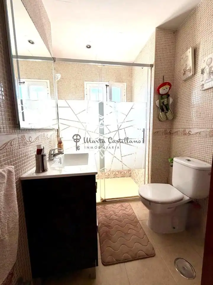 Baño de Casa adosada en venta en Rota con Balcón