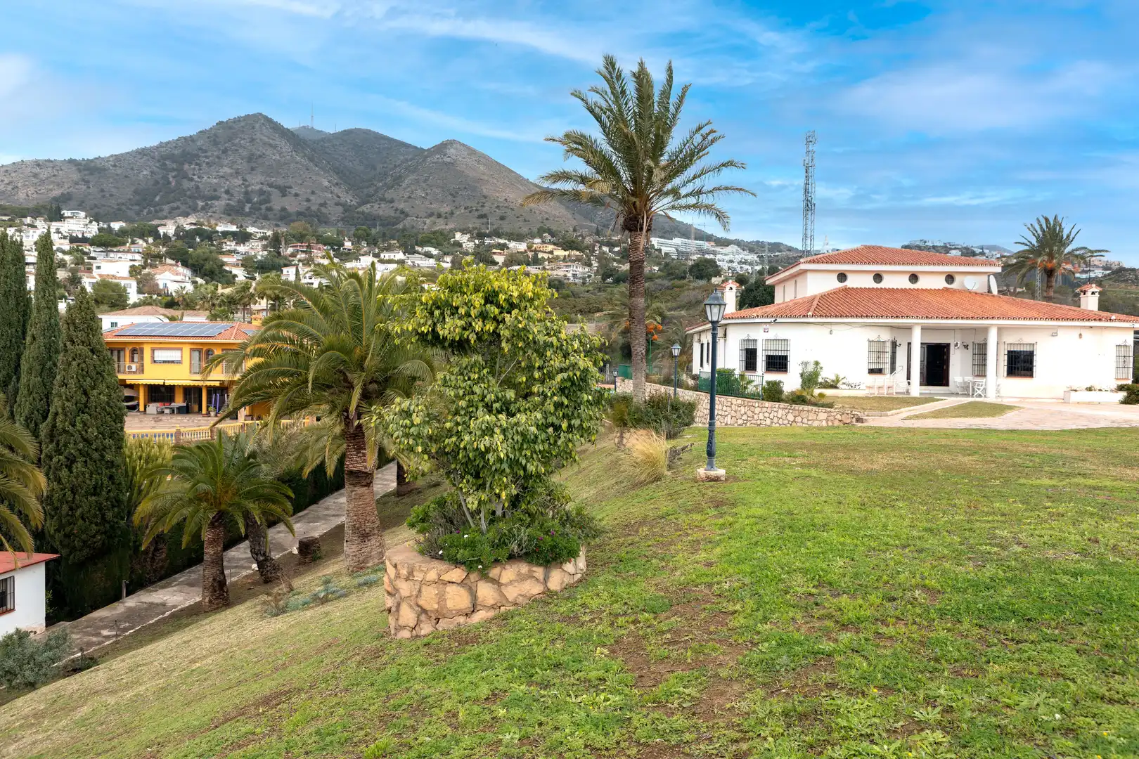 Chalet con piscina en venta en La Capellanía - El Higuerón, imagen 4