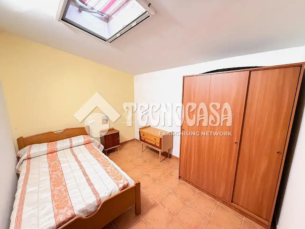 Finca rústica en venta en Huete con Calefacción, Jardín privado y Terraza