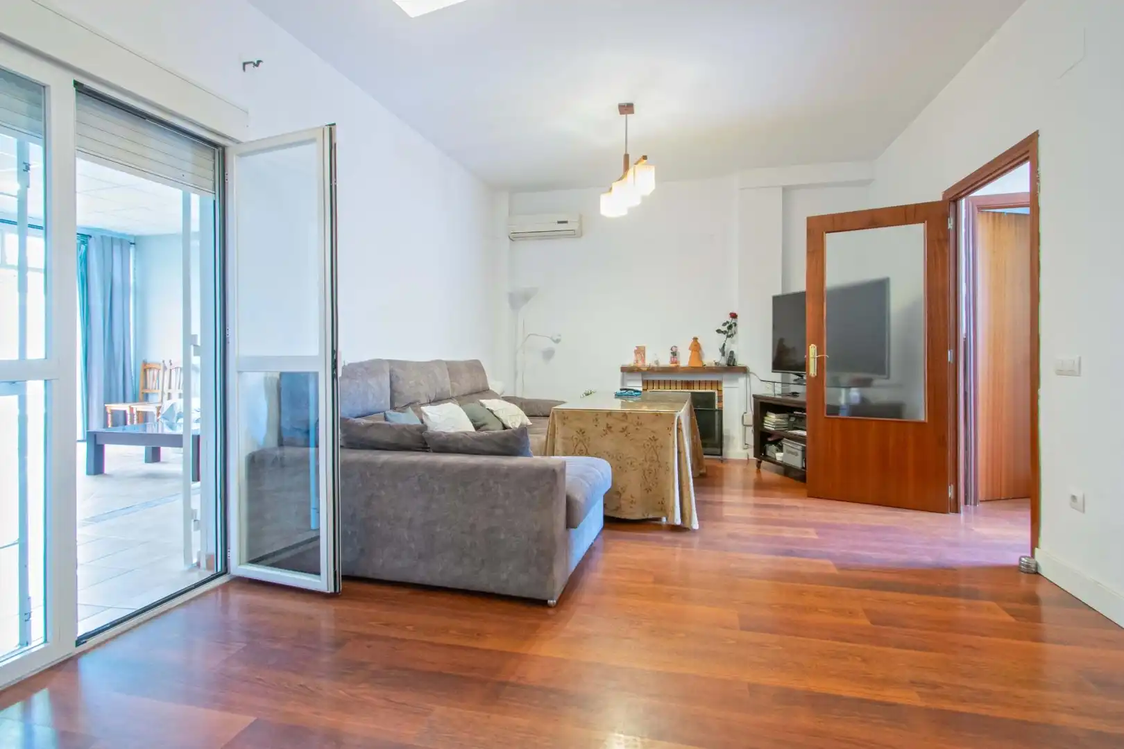 Living room of Detached homes for sale in Almensilla  with Private garden, Storage room and Swimming Pool