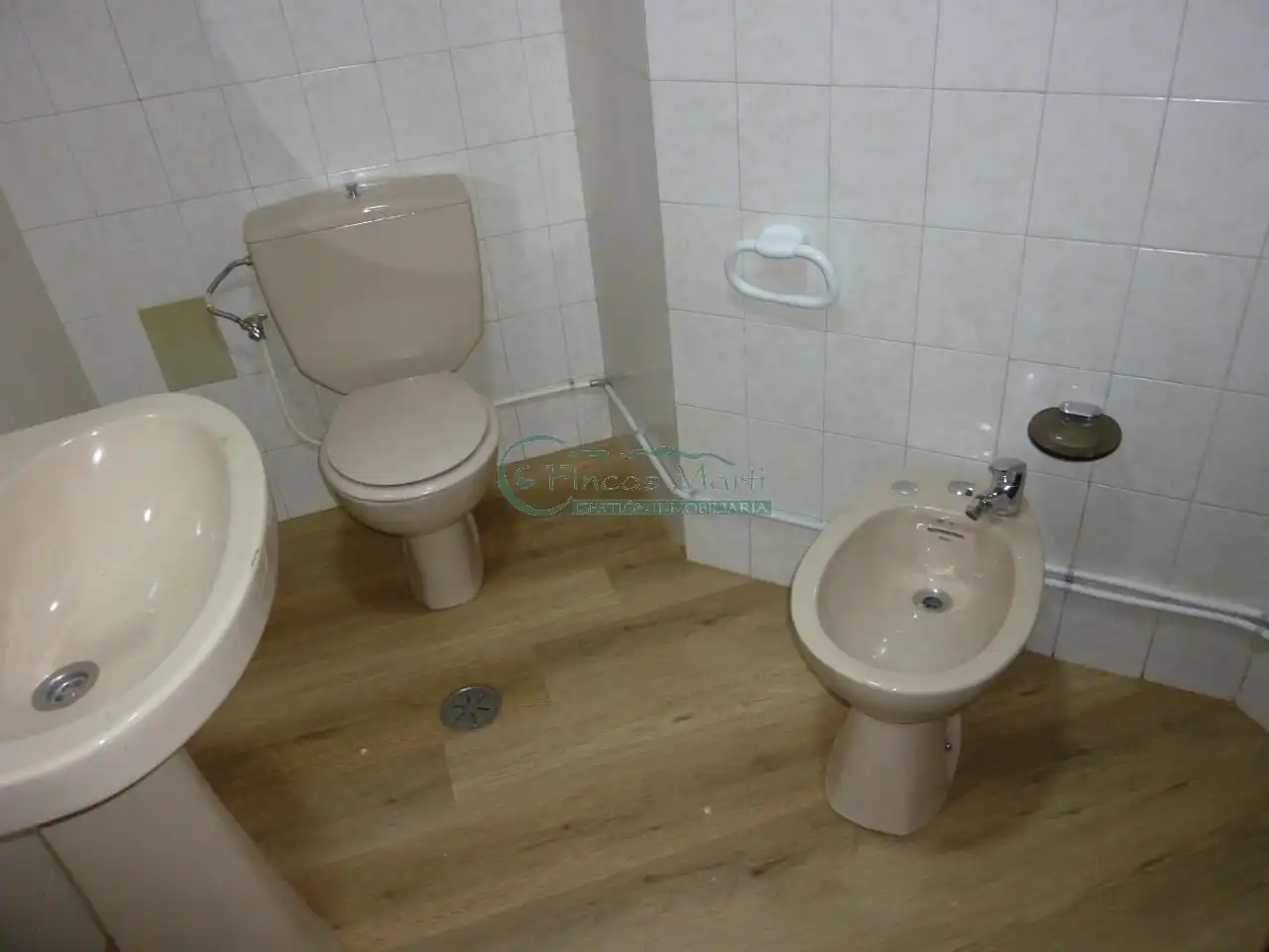 Baño de Piso en venta en Vigo  con Trastero y Balcón
