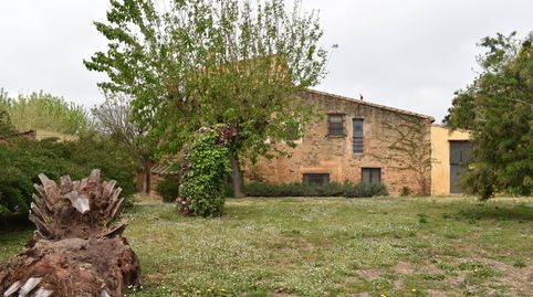 PERATALLADA  Exclusiva masía del siglo XVIII restaurada con esencia original en el corazón del Baix Empordà