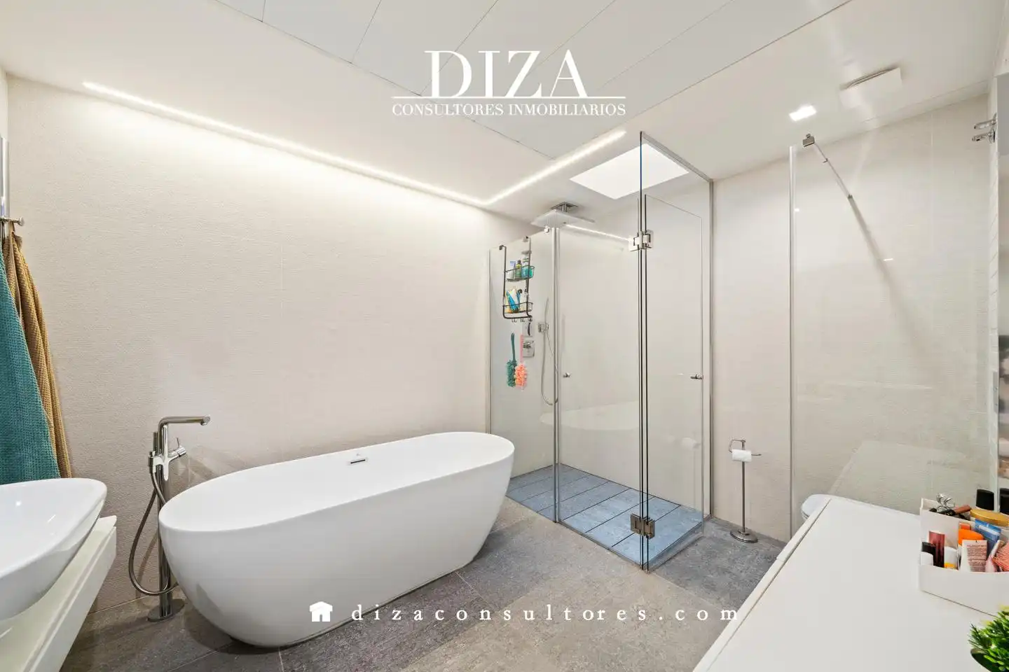 Baño de Casa o chalet en venta en La Moraleja con Aire acondicionado, Calefacción y Jardín privado