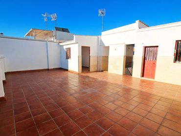 Casa en venda a Caballero Bonald - San José Obrero - Guadalcacín