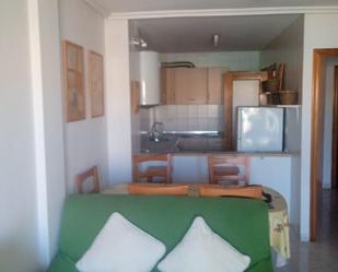 Cuina de Apartament de lloguer en San Pedro del Pinatar amb Terrassa i Balcó