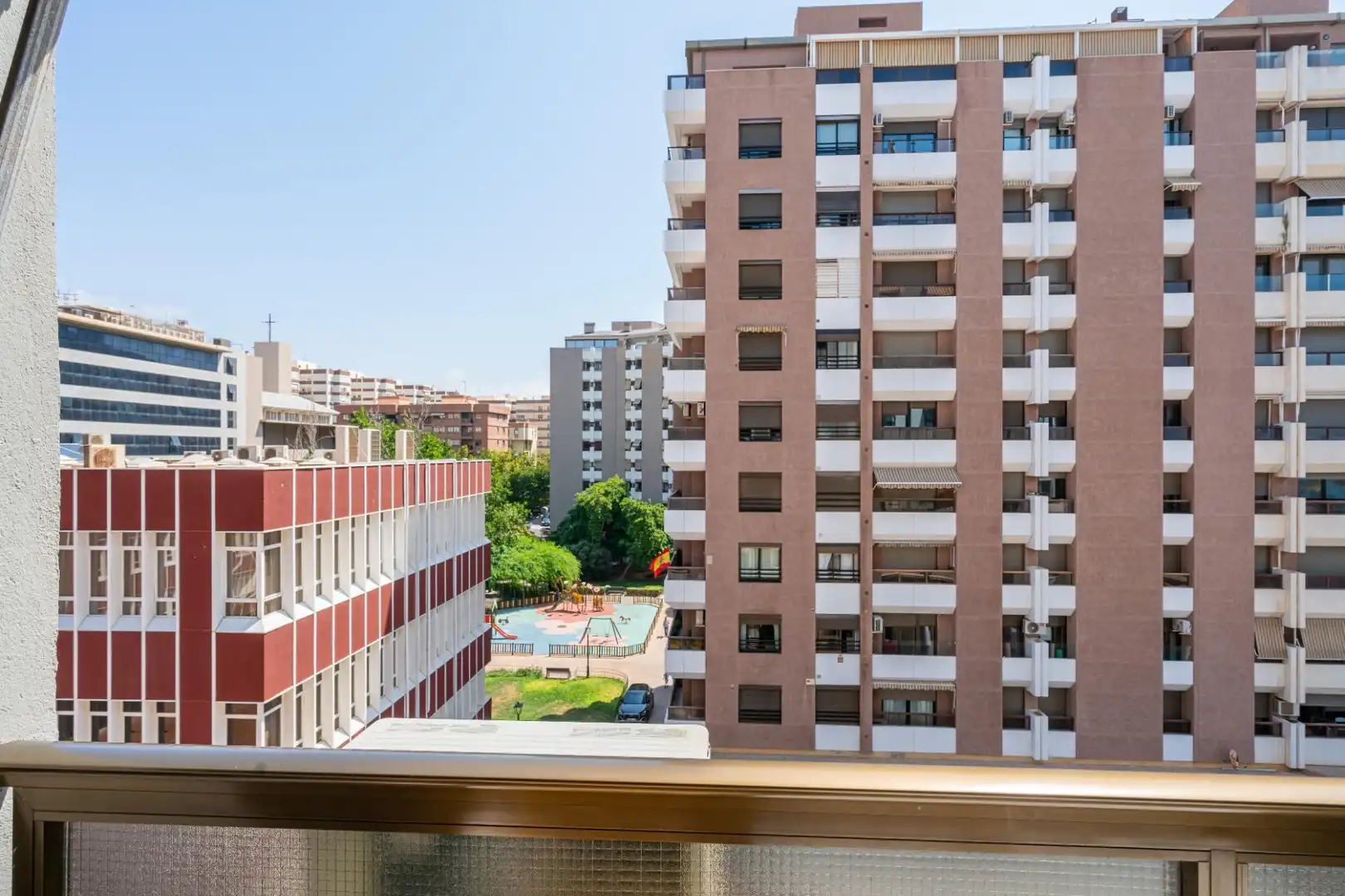 Flat with terrace to rent in Calle MAESTRO SERRANO, imagen 3