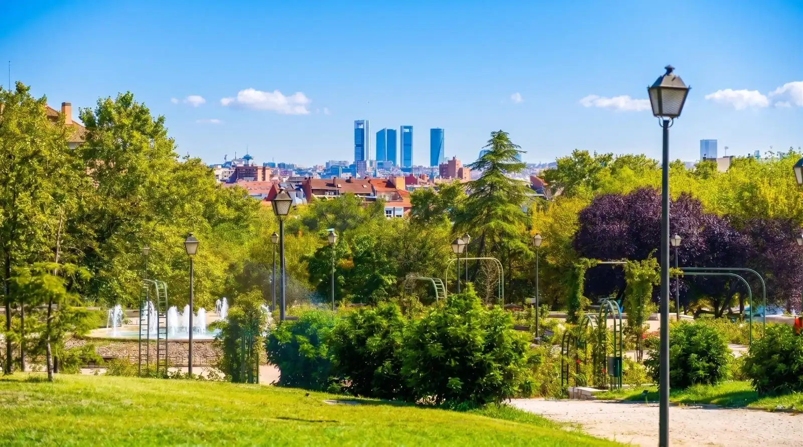 Exterior view of Flat for rent in Madrid  with Air Conditioner, Heating and Furnished