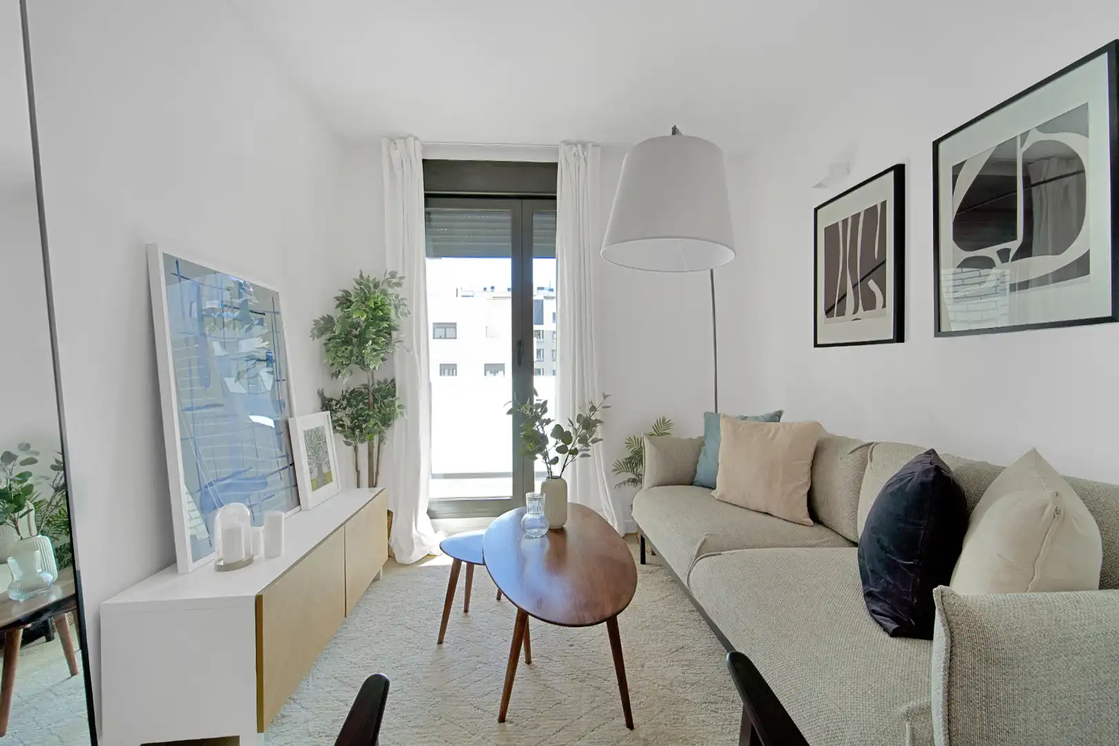 Sala de estar de Piso en venta en Madrid con Terraza y Piscina comunitaria