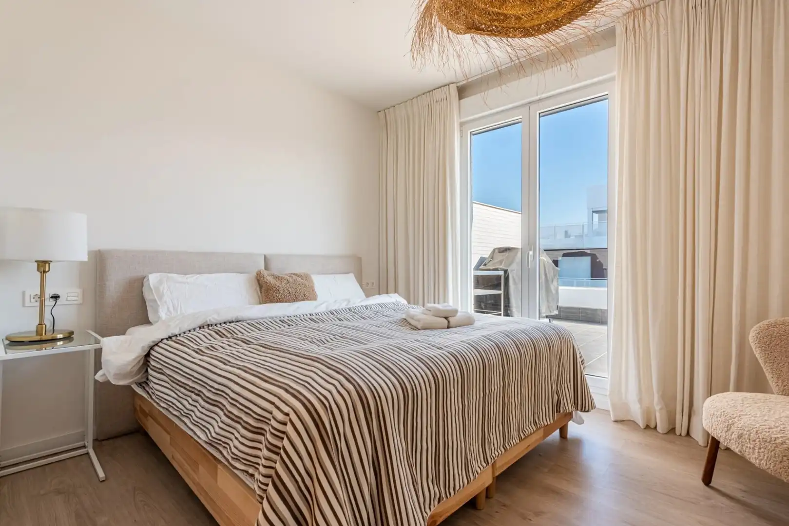 Habitación de Ático en venta en Marbella con Aire acondicionado, Terraza y Trastero