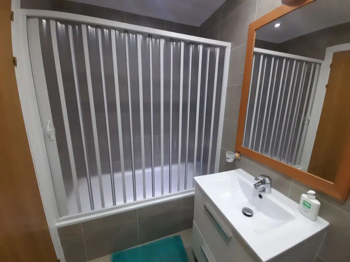 Badezimmer von Wohnung zur Miete in Loiola