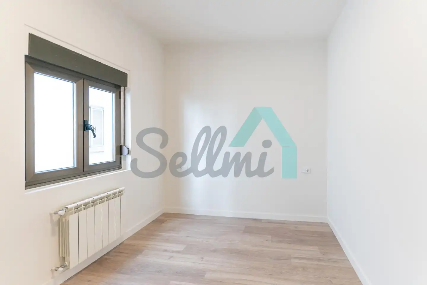 Habitación de Piso en venta en Gijón  con Calefacción