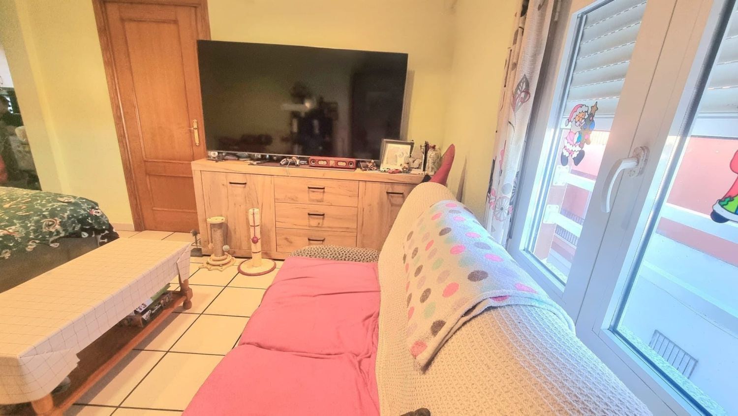 Sala d'estar de Pis en venda en La Vall d'Uixó amb Calefacció