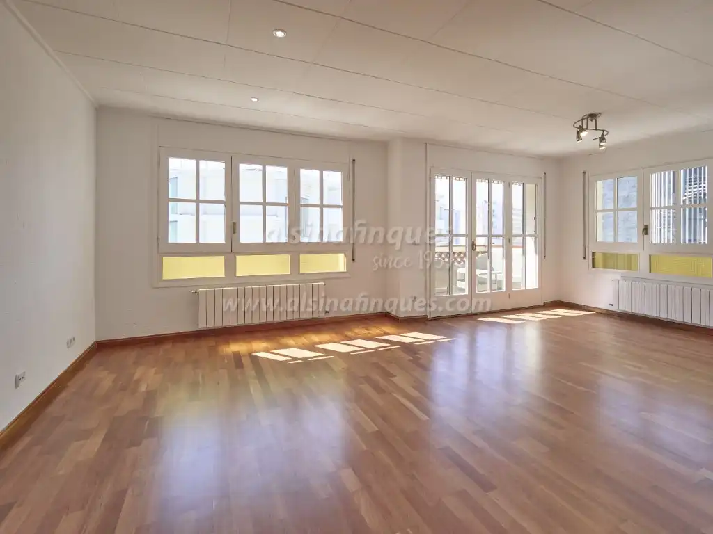 Sala d'estar de Pis en venda en Lloret de Mar amb Forn, Rentadora i Balcó