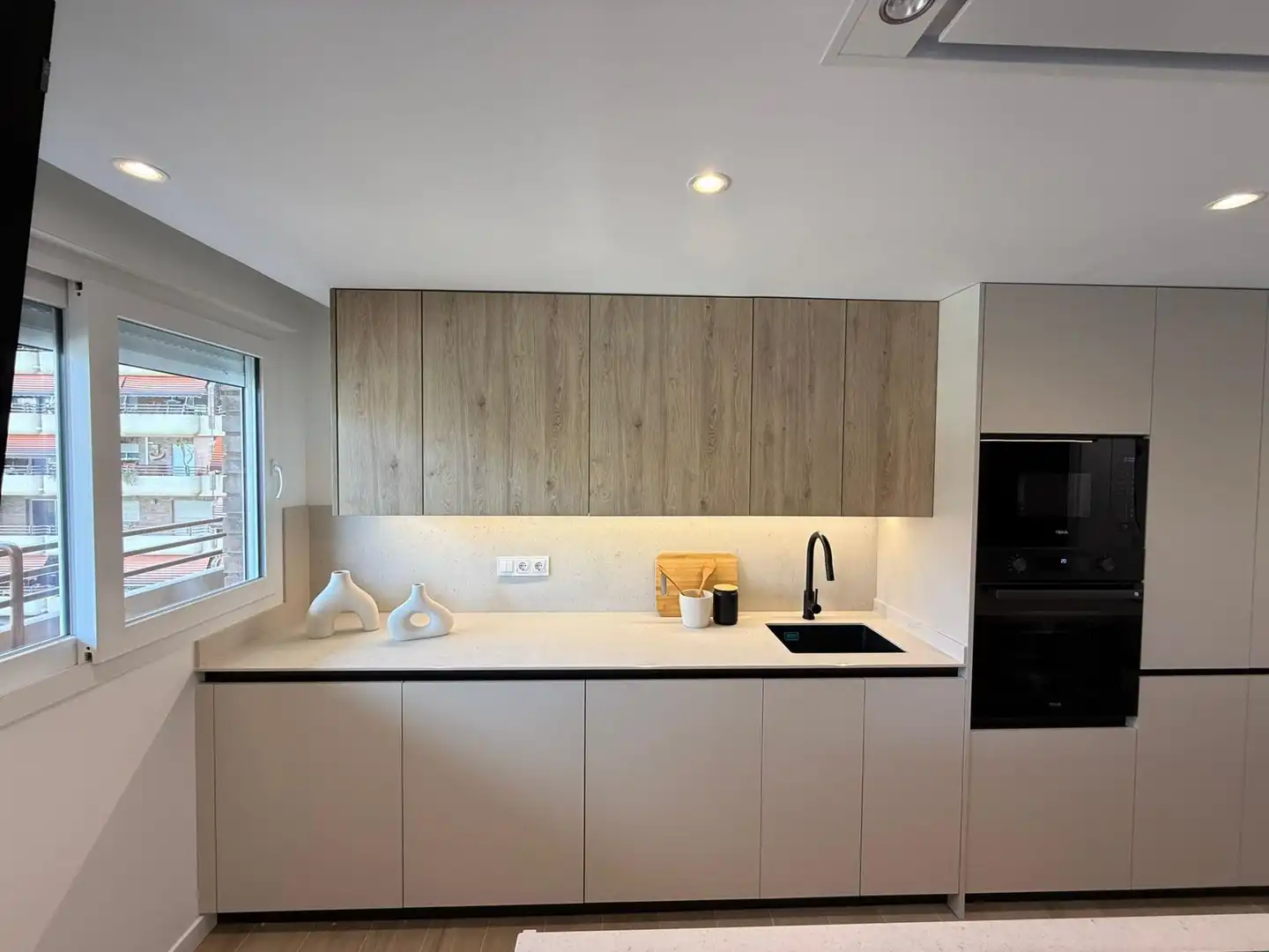 Cocina de Piso en venta en Valencia con Aire acondicionado, Jardín privado y Amueblado