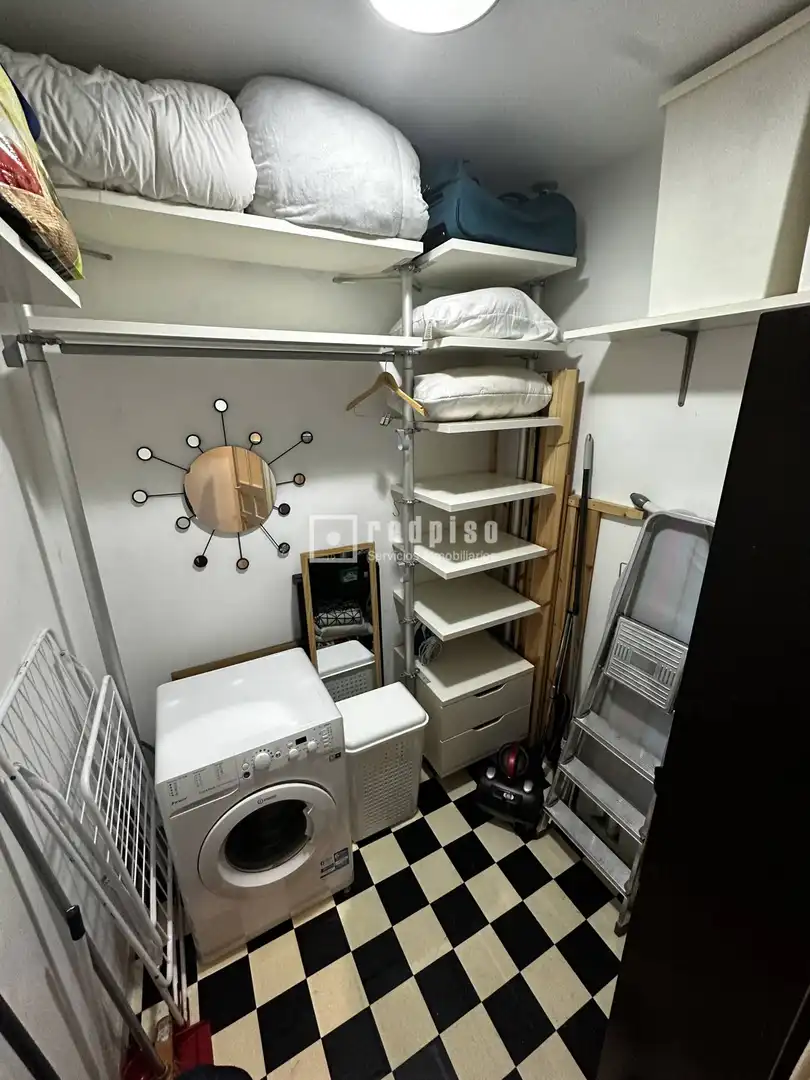 Habitación de Apartamento de alquiler en Madrid con Aire acondicionado, Calefacción y Amueblado