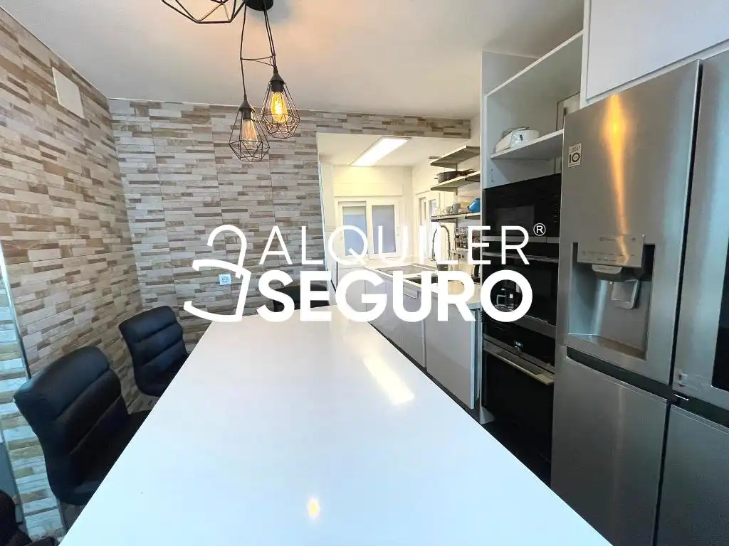 Kitchen of Flat for rent in Madrid  with Air Conditioner, Heating and Furnished