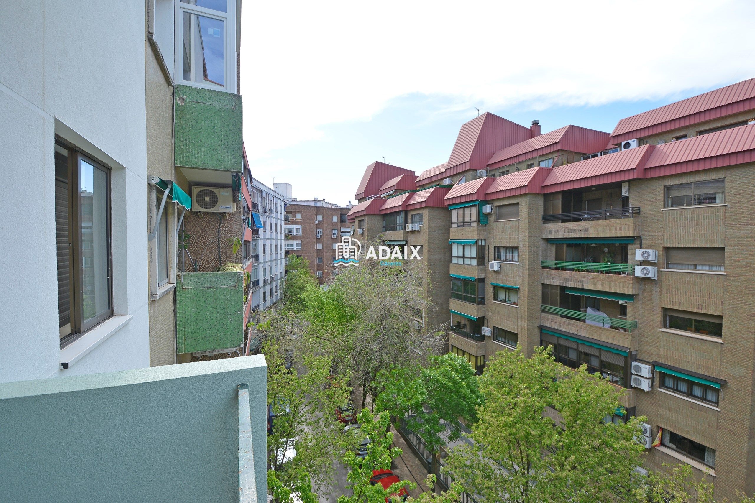 Exterior view of Flat to rent in Cáceres Capital  with Air Conditioner, Heating and Terrace