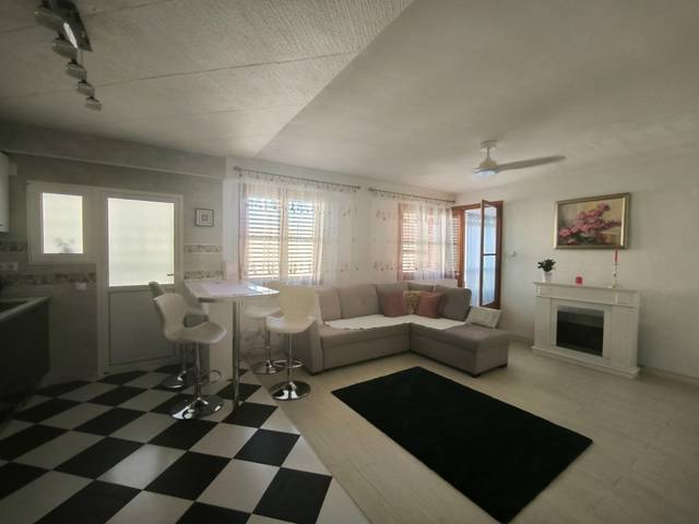 Piso en Venta en Avenida del Alcalde Lorenzo Carbonell en Babel