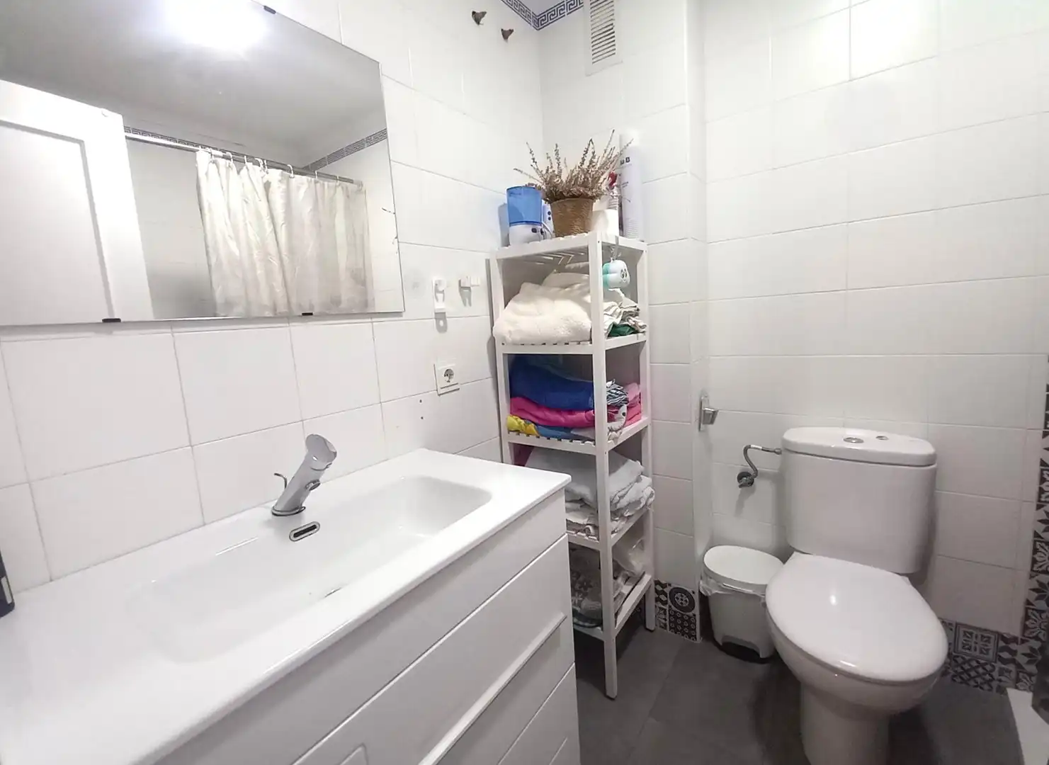 Bathroom of Flat for sale in Jerez de la Frontera  with Air Conditioner