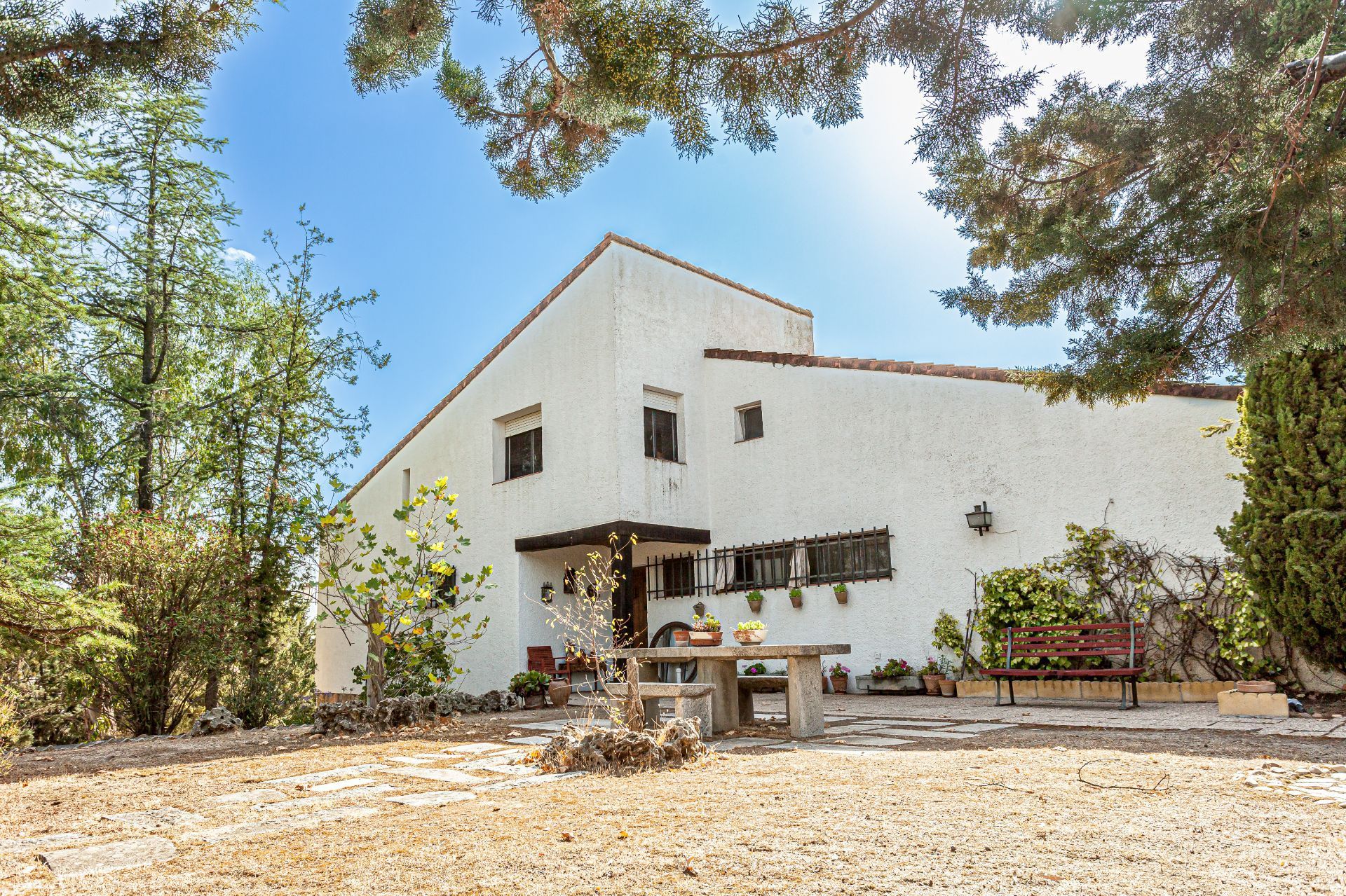 Vista exterior de Casa o chalet en venta en Sevilla la Nueva con Calefacción y Jardín privado