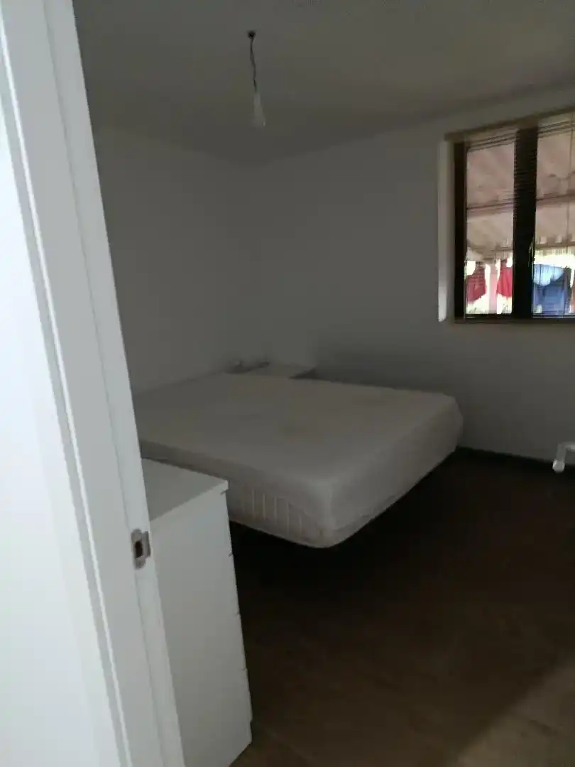 Dormitori de Apartament de lloguer en Boqueixón amb Aire condicionat, Moblat i Forn