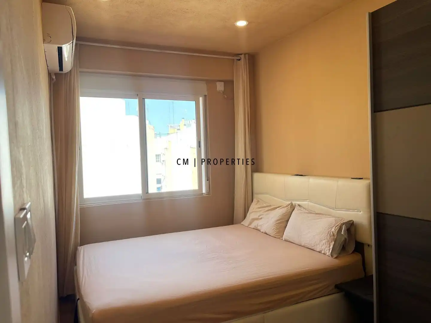 Habitación de Piso en venta en Valencia con Aire acondicionado, Calefacción y Terraza