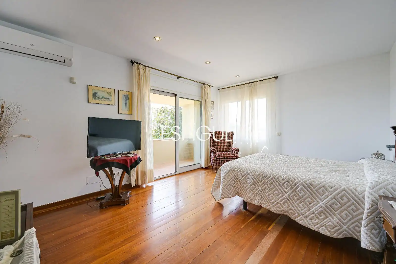 Habitación de Casa o chalet en venta en Mont-ras con Aire acondicionado, Calefacción y Parquet