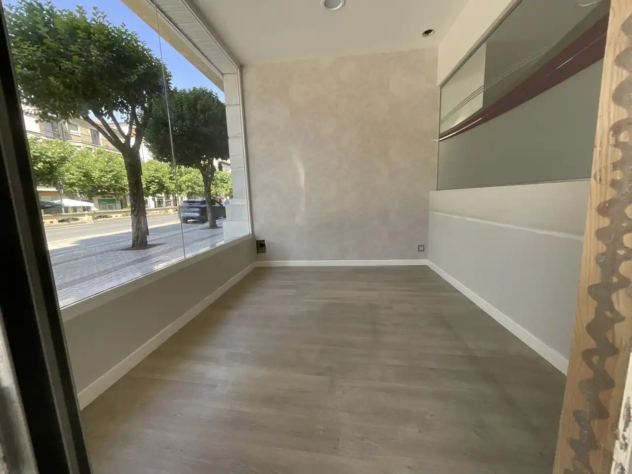 Local comercial de lloguer a Avenida Juan Carlos I, imagen 10