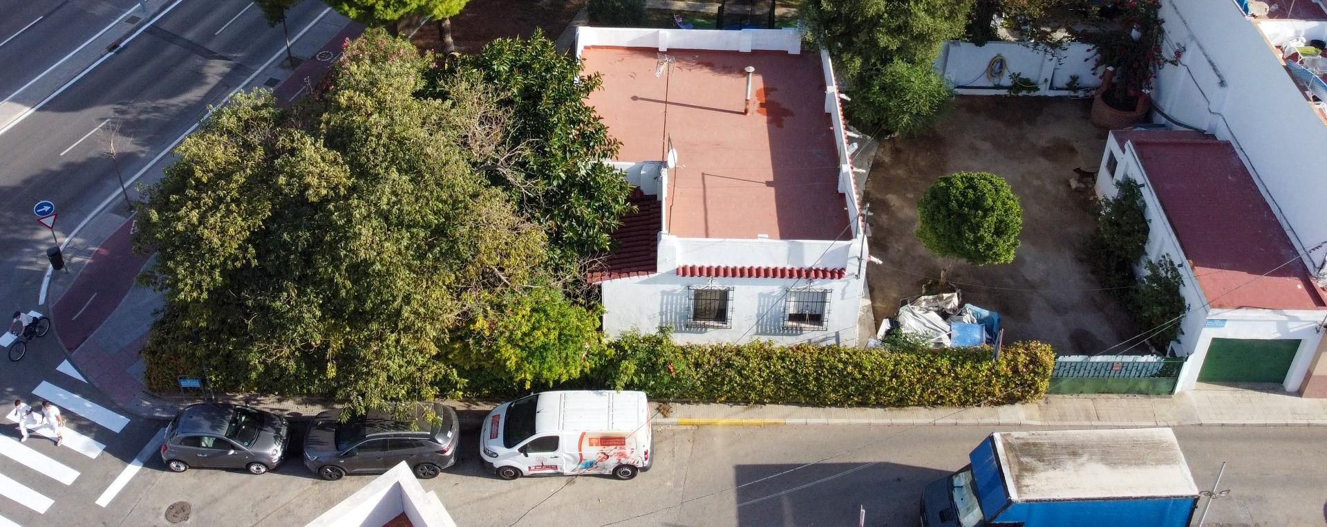 Vista exterior de Casa o xalet en venda en Jerez de la Frontera amb Aire condicionat, Jardí privat i Traster