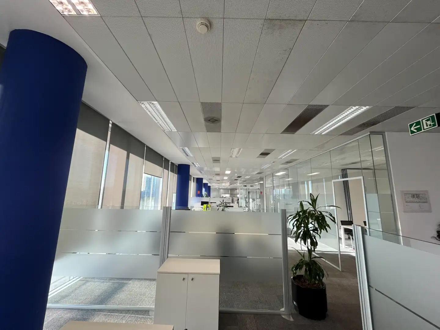 Office for rent in L'Hospitalet de Llobregat  with Air Conditioner, Heating and Terrace