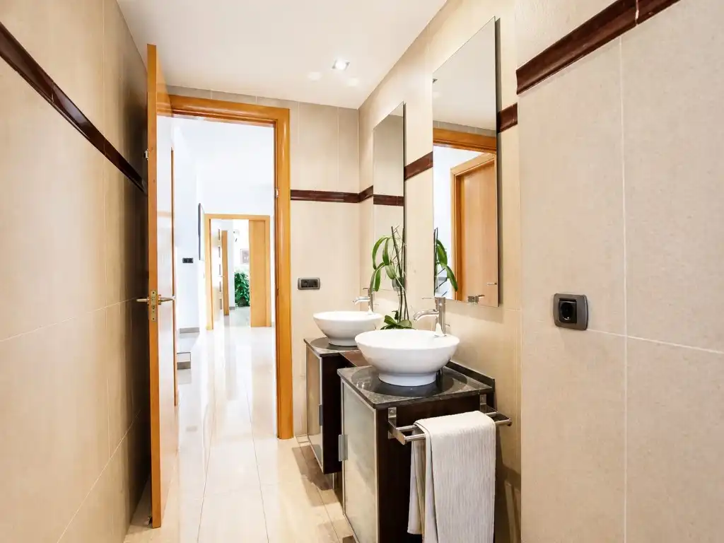 Bathroom of Houses for sale in Olèrdola  with Air Conditioner