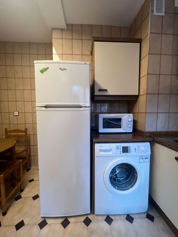 Kitchen of Flat to rent in Gijón   with Heating