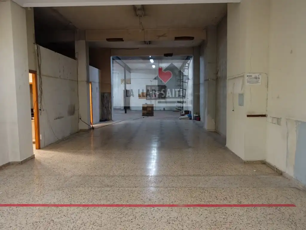 Local comercial de lloguer a Avenida Gregorio Molina, imagen 2