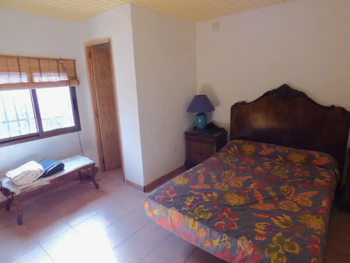 Dormitori de Casa o xalet en venda en Torremanzanas / La Torre de les Maçanes amb Jardí privat i Terrassa