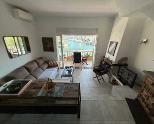 Sala d'estar de Casa o xalet en venda en Empuriabrava amb Calefacció i Moblat