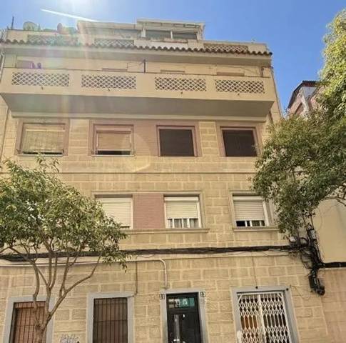 Piso en Venta en  SORT DE, 11 en Collblanc