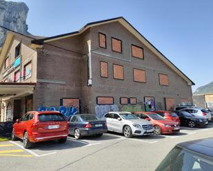 Vista exterior de Edifici en venda en Castro-Urdiales