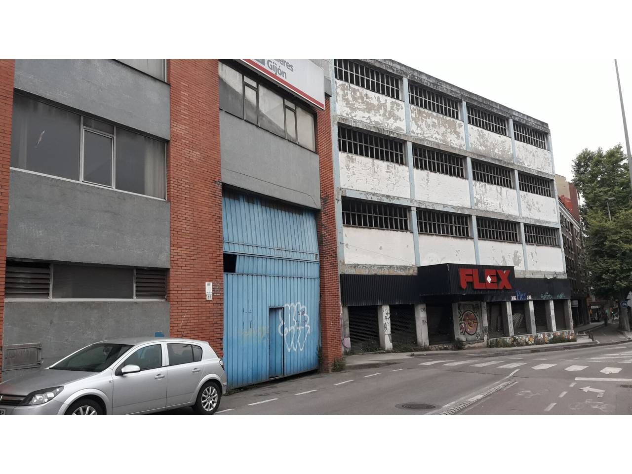 Vista exterior de Nau industrial de lloguer en Gijón 