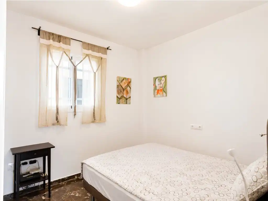 Dormitori de Pis en venda en Fuengirola amb Aire condicionat, Jardí privat i Terrassa