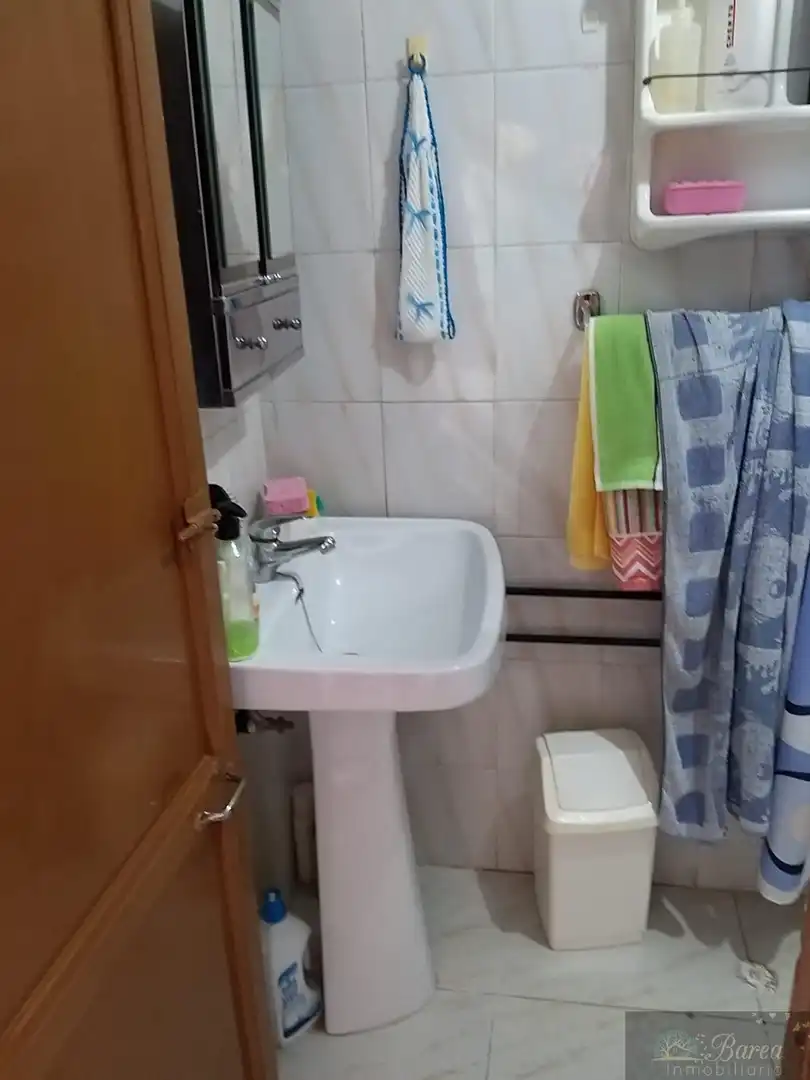 Badezimmer von Haus oder Chalet zum Verkauf in Iznájar mit Terrasse, Abstellraum und Balkon