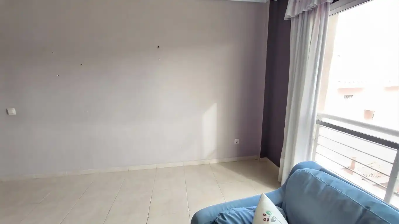 Sala de estar de Piso en venta en Rincón de la Victoria con Aire acondicionado, Trastero y Amueblado
